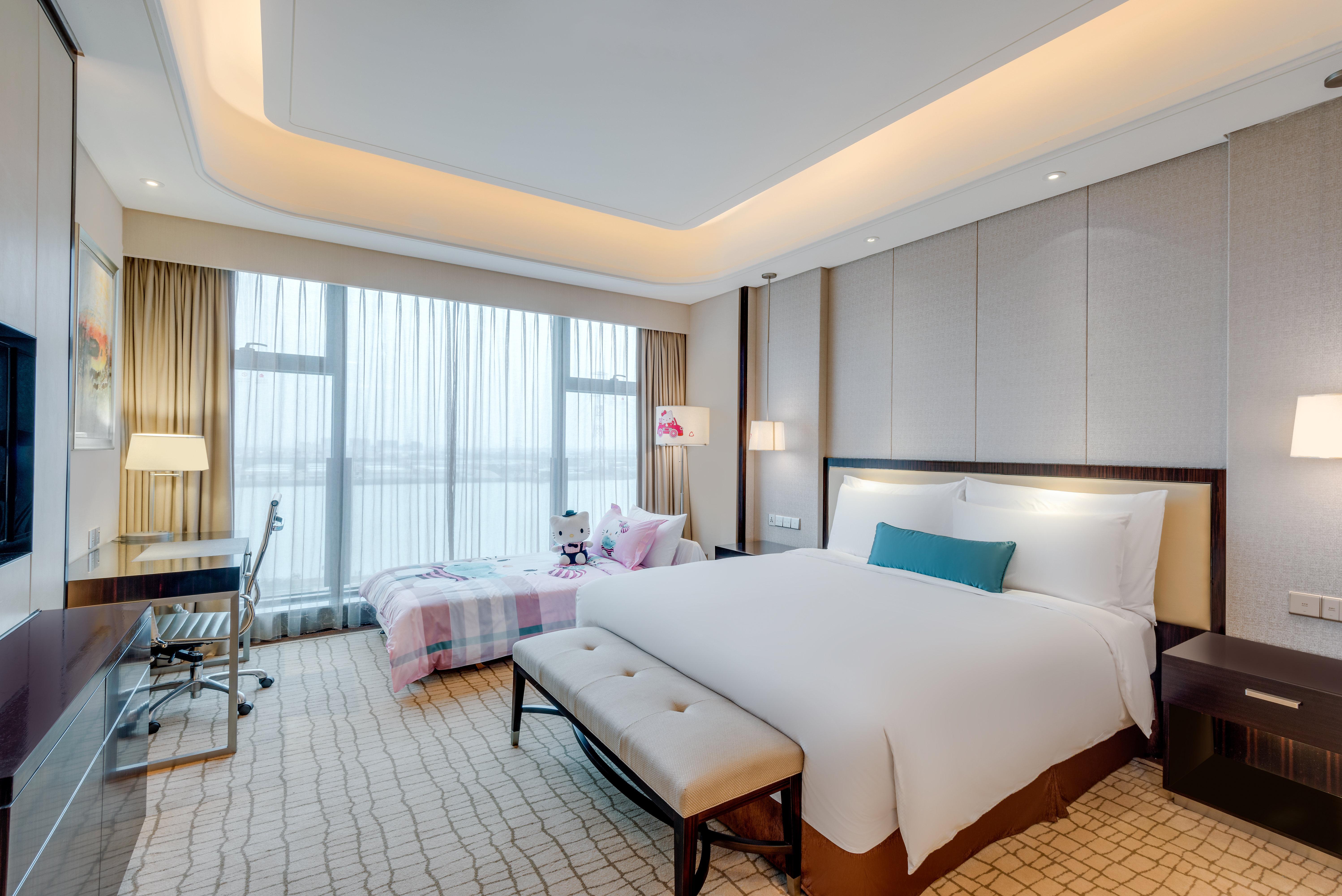 Crowne Plaza Guangzhou Zengcheng By Ihg- Canton Fair Free Shuttle Bus Exterior photo