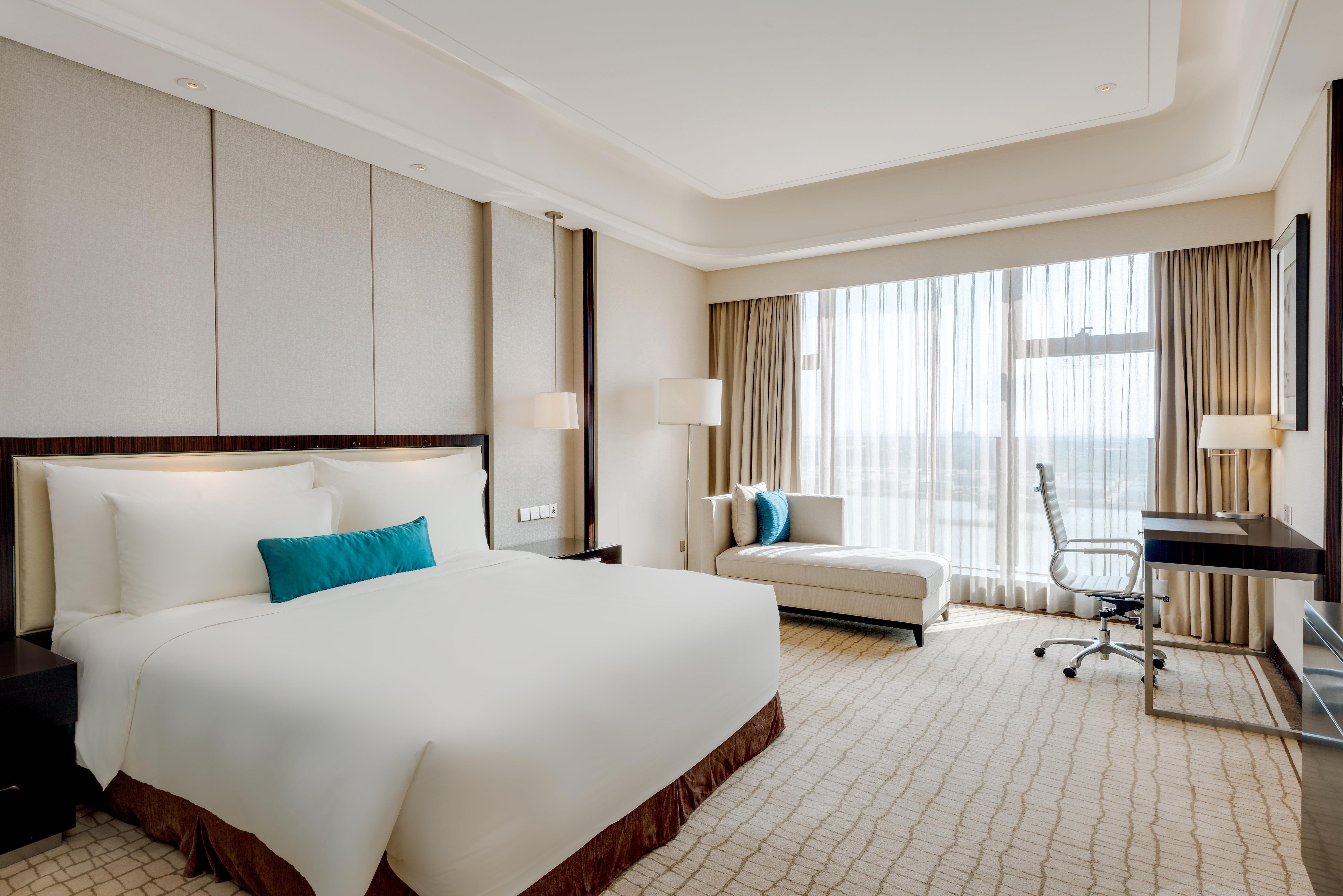Crowne Plaza Guangzhou Zengcheng By Ihg- Canton Fair Free Shuttle Bus Exterior photo