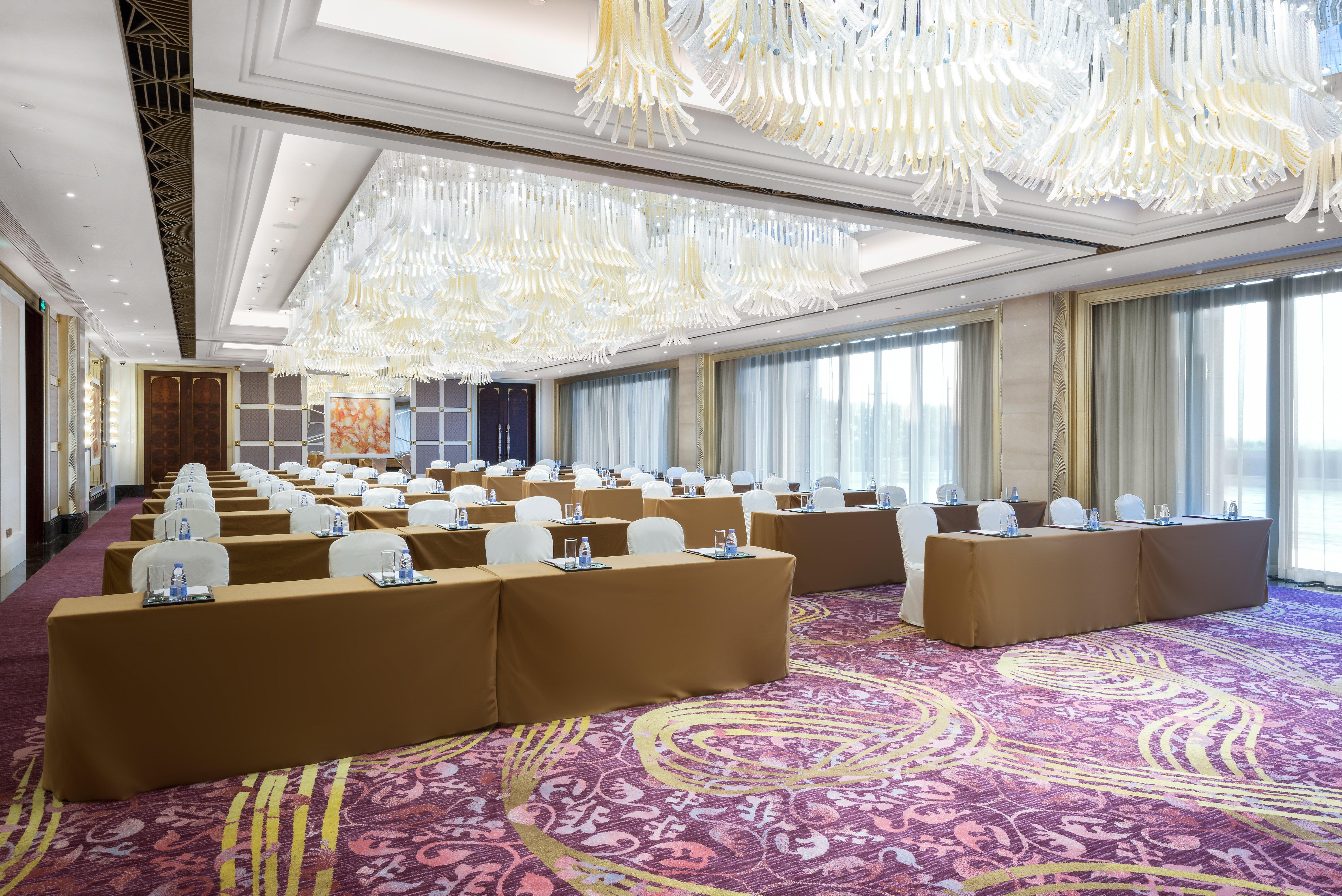 Crowne Plaza Guangzhou Zengcheng By Ihg- Canton Fair Free Shuttle Bus Exterior photo